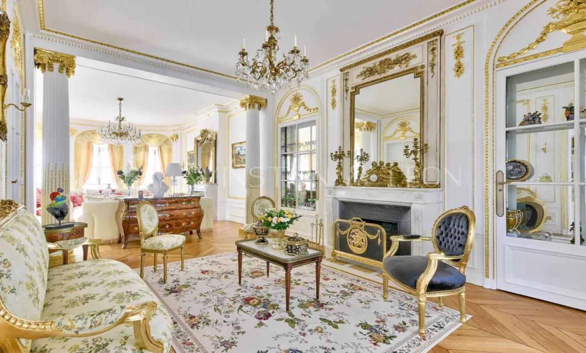 Salon