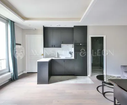 Luxury-studioApartment-Paris-ChampsElysees-Berri-10112-Kitchen